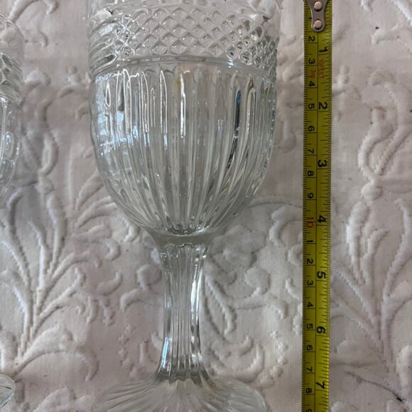 Pair of Vtg Libbey Radiant Water Goblets Clear Footed Diamond Vertical Cut - Picture 4 of 5
